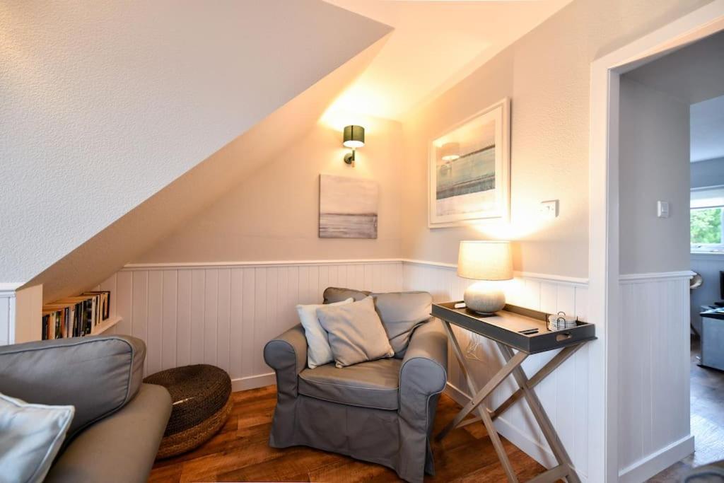 3 Bedroom Townhouse Right On The Harbour Isle of Whithorn Exteriér fotografie